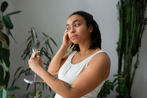 How to Strengthen Your Skin Barrier Naturally