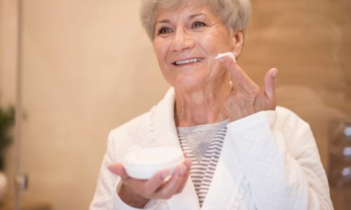 What to Look for in Moisturizer for Mature Skin