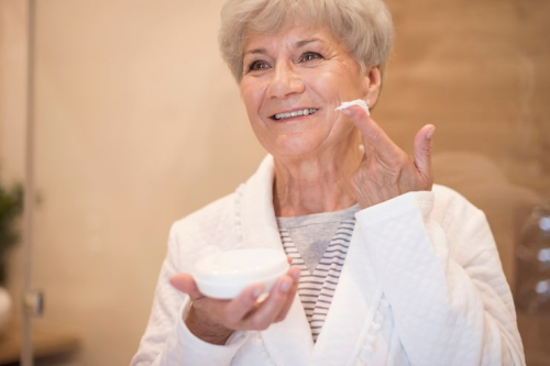 What to Look for in Moisturizer for Mature Skin