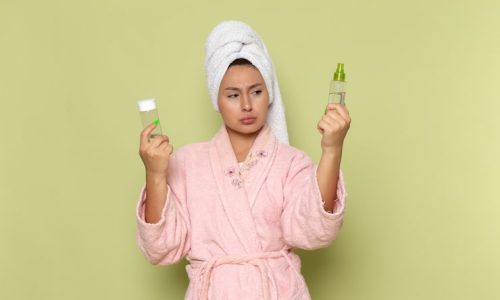 Face Oil vs Moisturizer: What's the Difference?