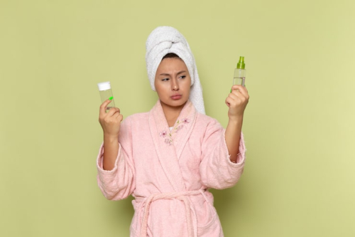 Face Oil vs Moisturizer: What's the Difference?